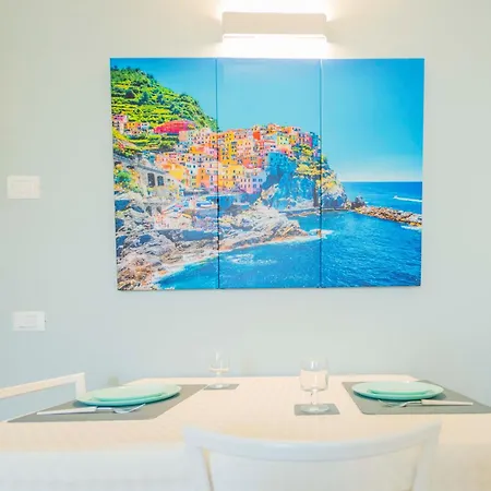 106 - Casa Di Alice, Fronte Vista Mare,20metri Spiaggia アパート *
